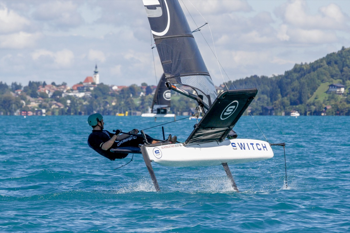 Foiling-Boot der Switch One Design Klasse am Attersee